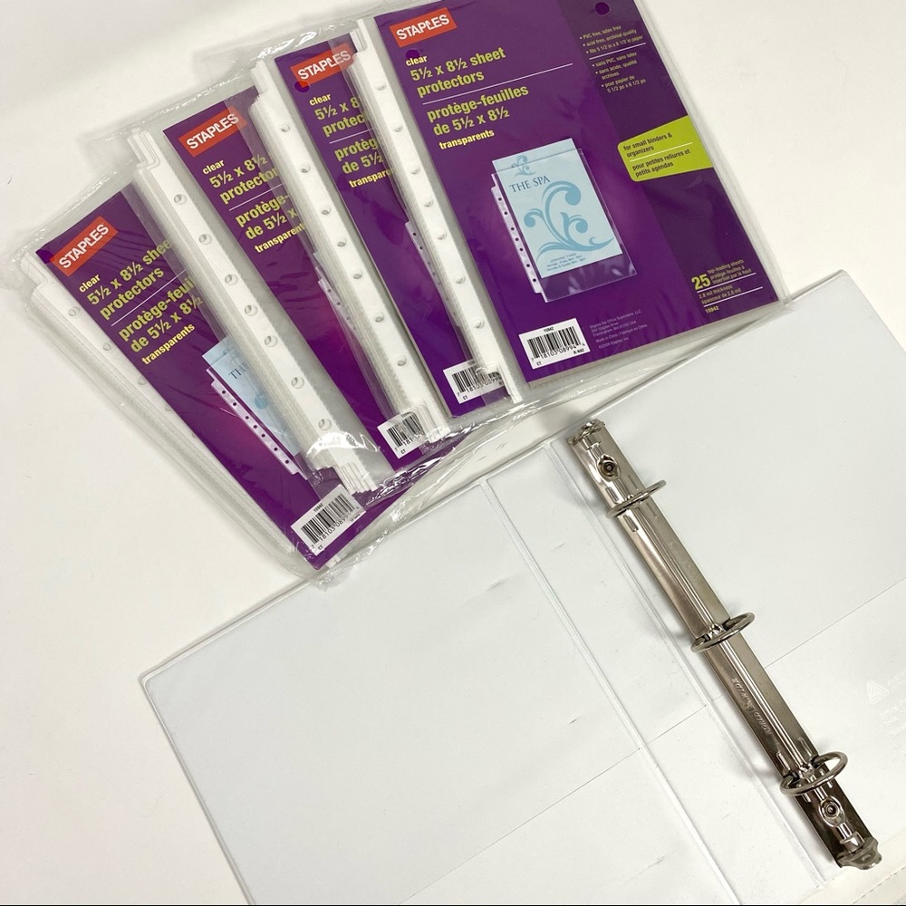 NWT Clear Sheet Protectors for small Binder 5 1/2 x 8 1/2 100 clear pieces